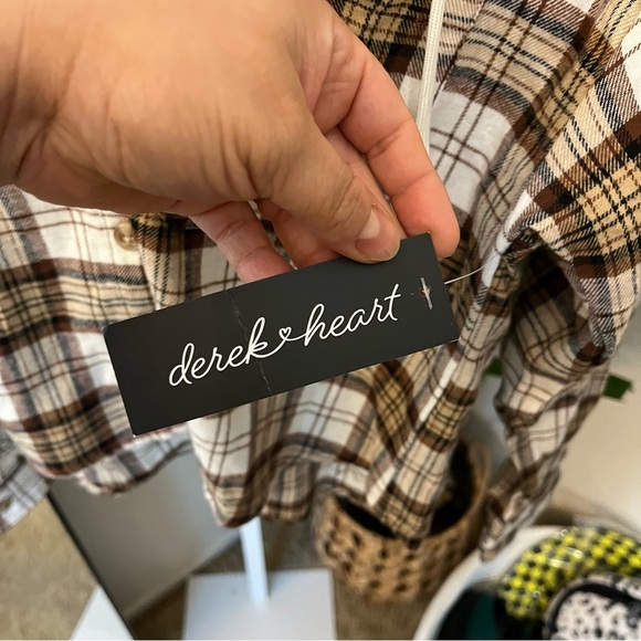 🤍 Derek Heart Plaid Sherpa-Lined Hoodie Shacket Sz S | Cute Cropped Plaid Hoodie - Picture 9 of 11